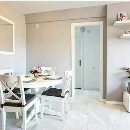 Apartment Miramar